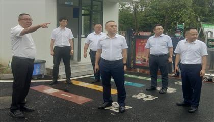 遂寧興業(yè)集團(tuán)召開“問題大排查、作風(fēng)大整治、工作大提升”專項(xiàng)行動現(xiàn)場推進(jìn)會